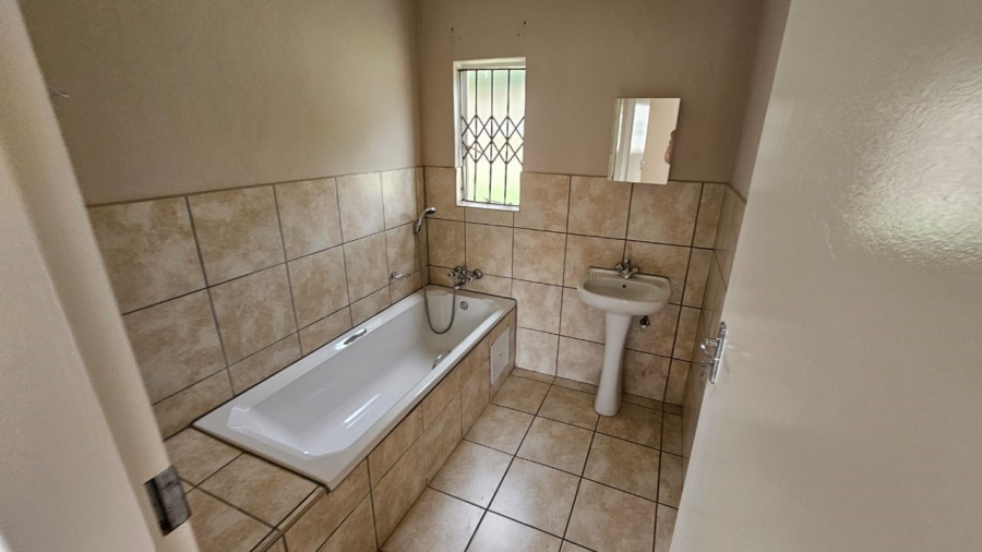 3 Bedroom Property for Sale in Waterkloof Hill Estate North West